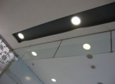 ���̴���